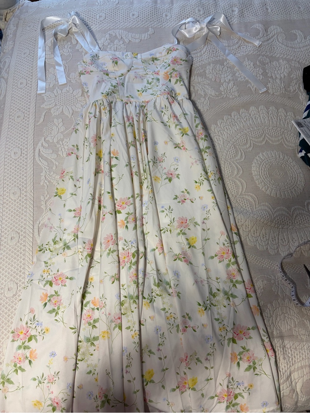 NWT White Floral Tie-Shoulder women's Dress XS bow party